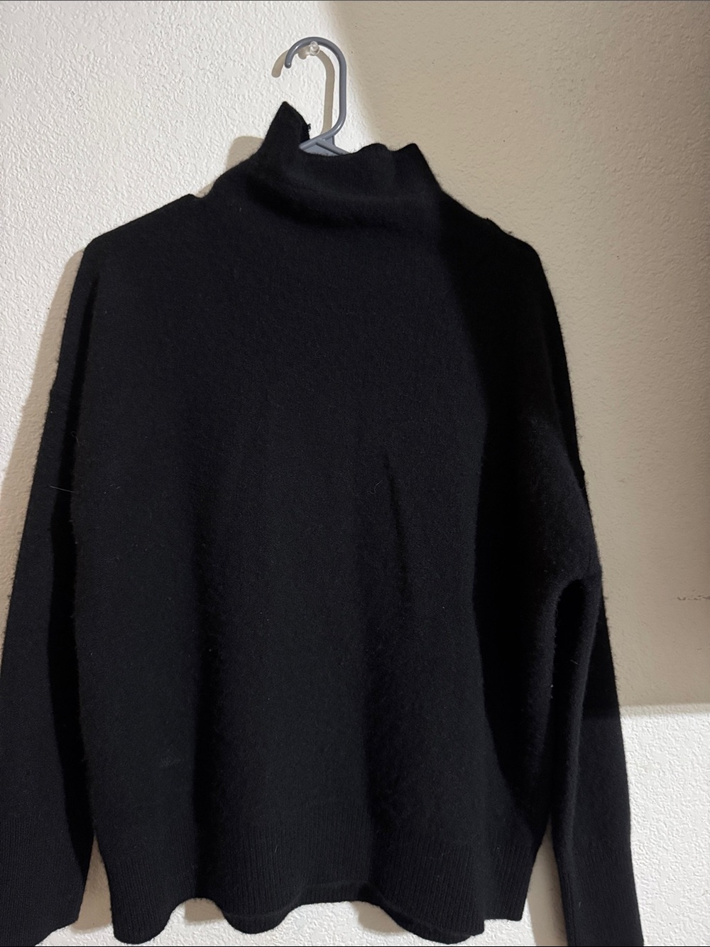 Vince Black Knit Mock Neck Sweater cashmere